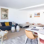 Coworking And Coliving サグレス