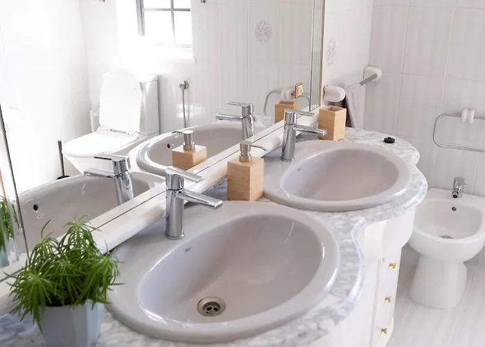 Coworking And Coliving