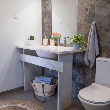 Coworking And Coliving